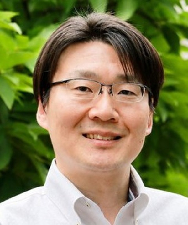 Yoshinao Hoshi